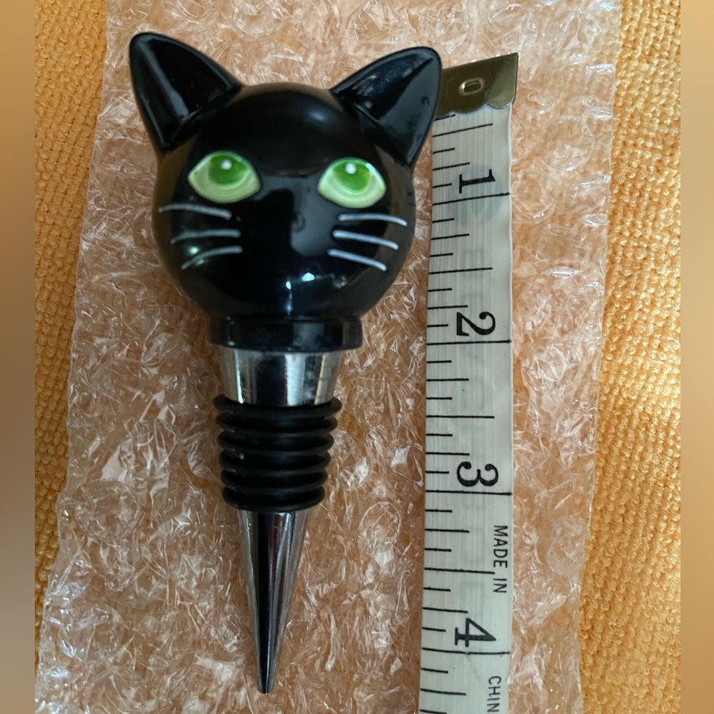 Esmerelda Black Cat w Green Eyes  Wine Bottle Stopper New Great Gift super cute